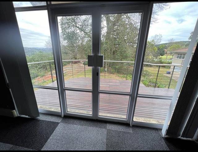 OFFICE FOR SALE IN CLARENDON